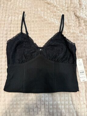 Black crop top!
